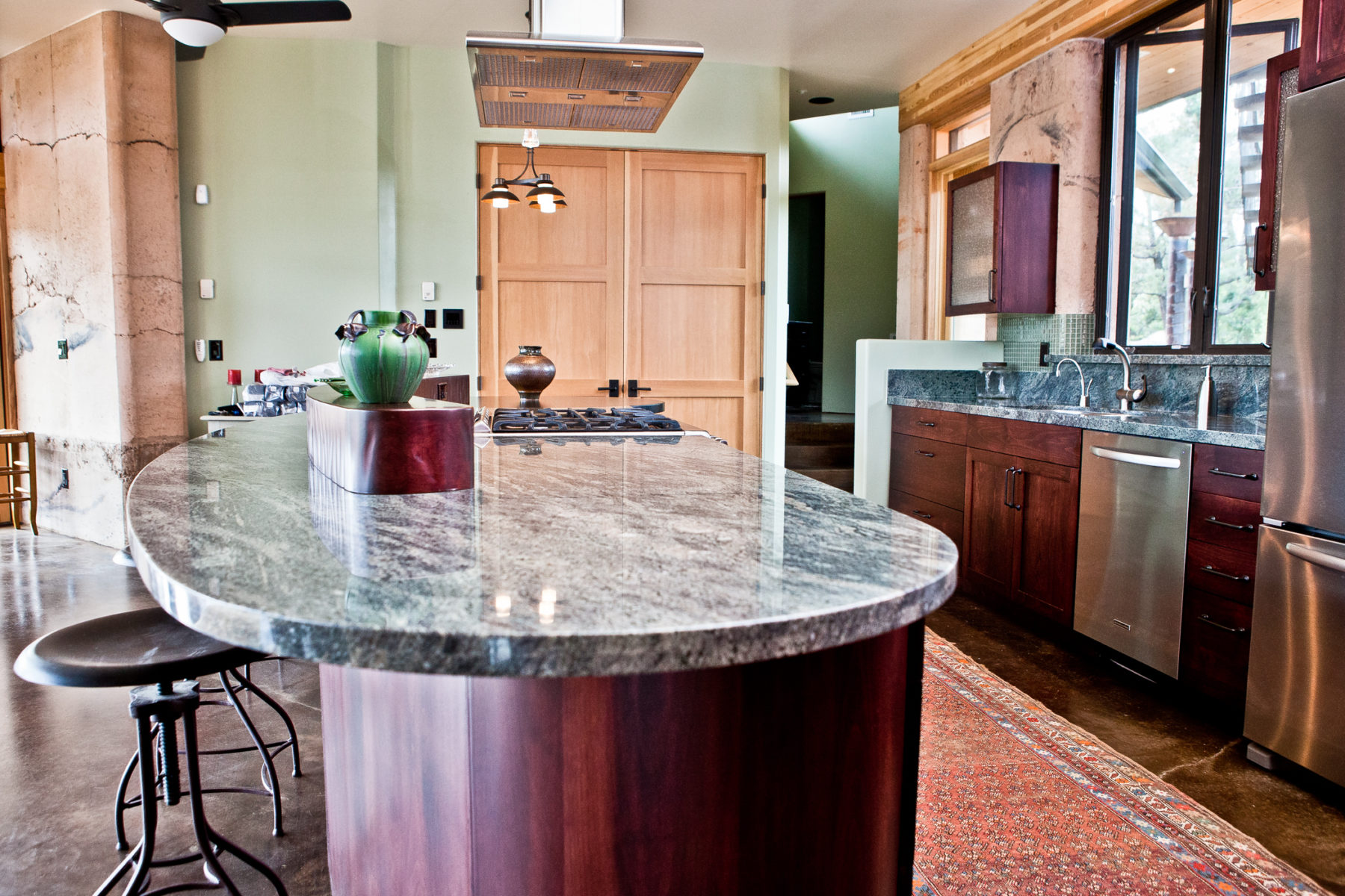 Warm Traditional/Rustic Kitchen Remodel by Precision Marble & Granite project photo